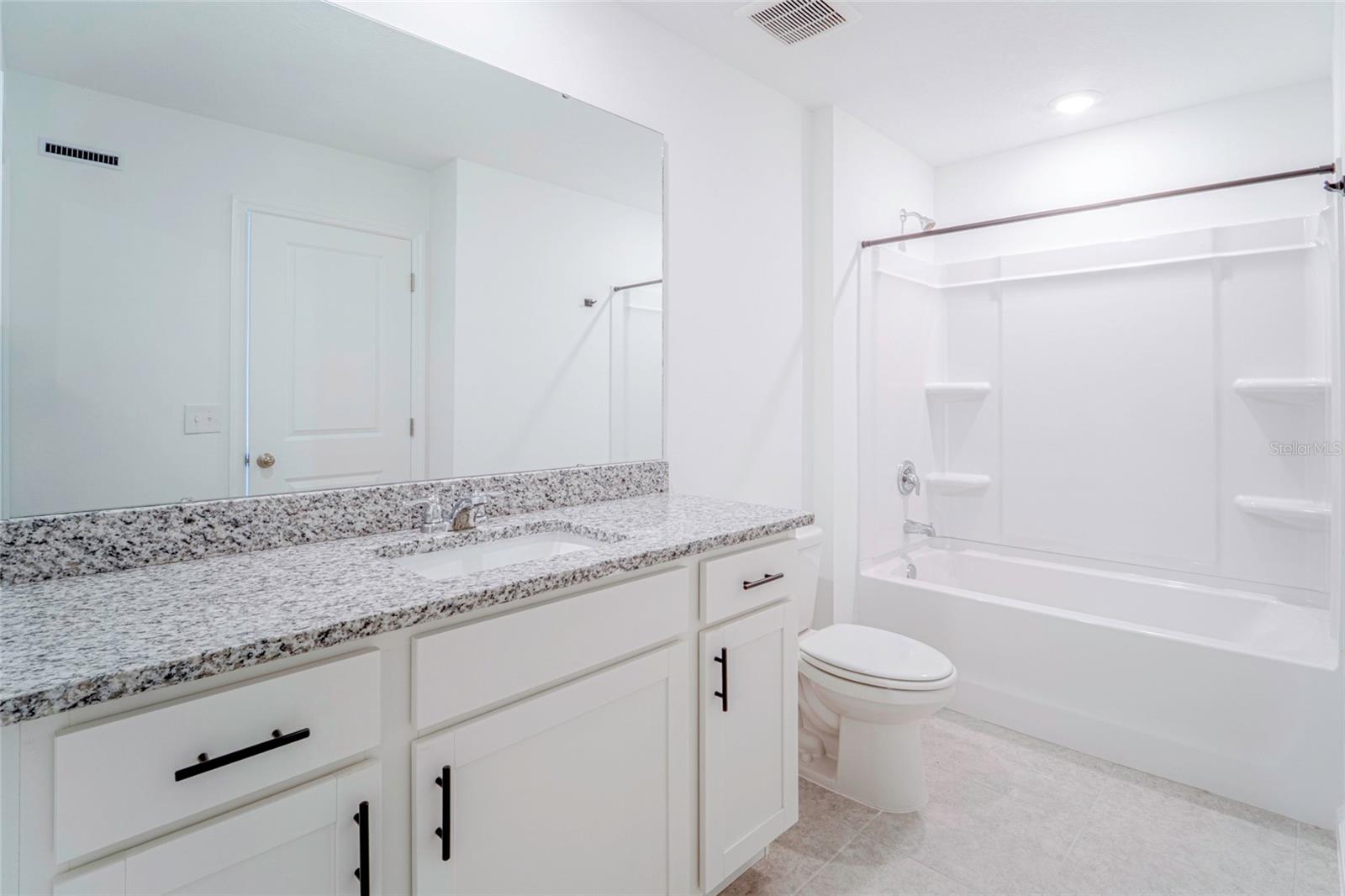 CATAMARAN COVE - PHASE I & II REPLAT - Residential