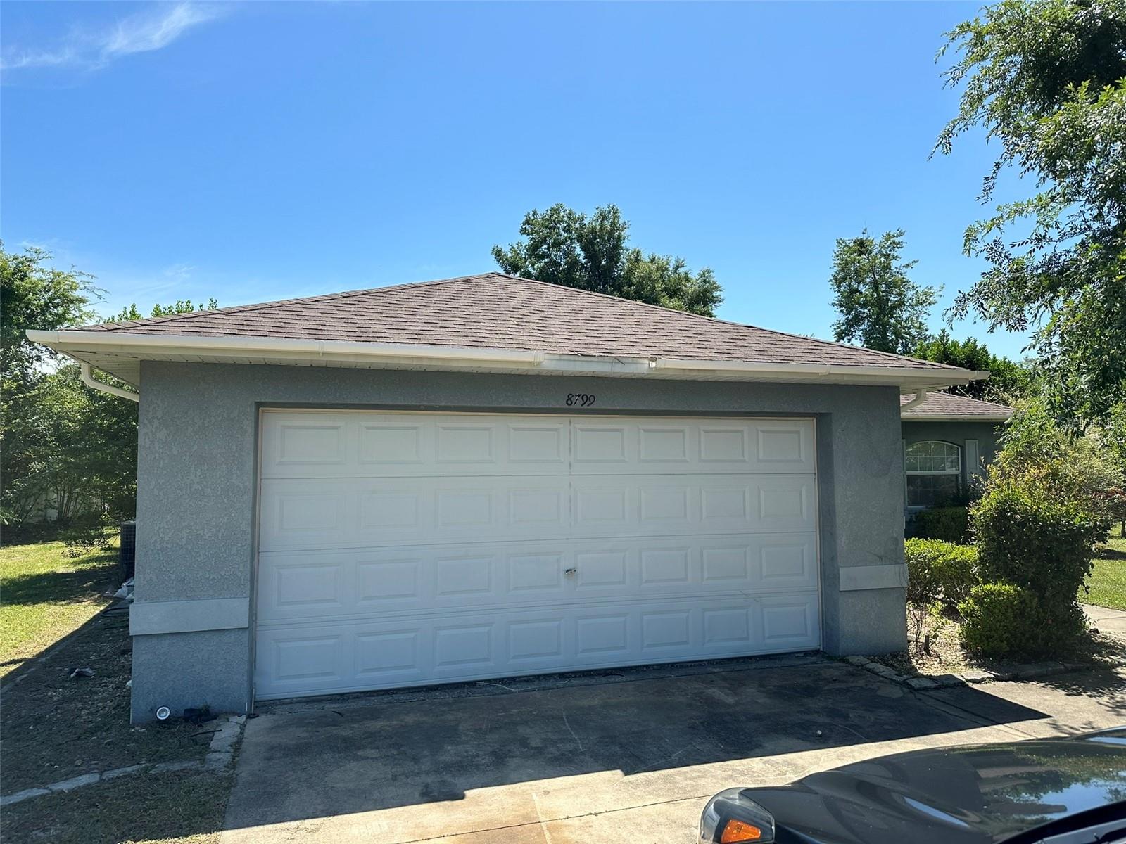 SUN COUNTRY ESTATE - Residential Lease