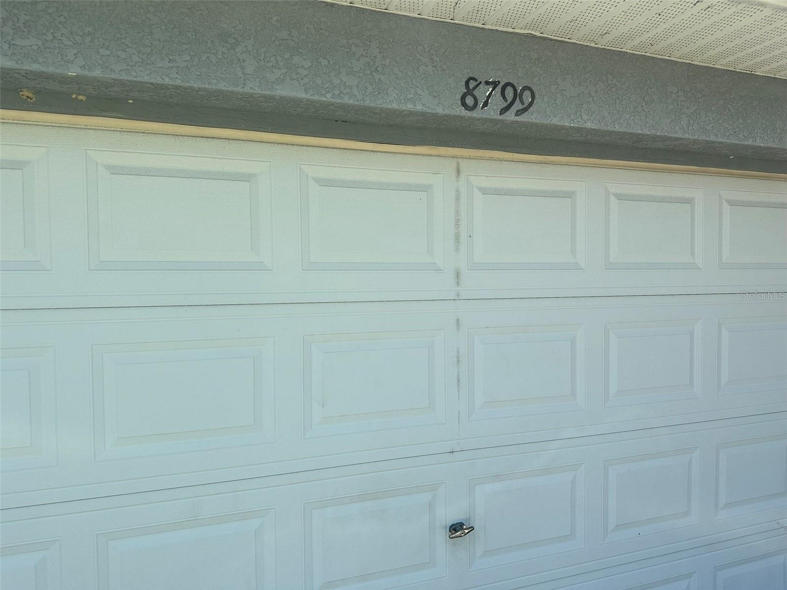 SUN COUNTRY ESTATE - Residential Lease