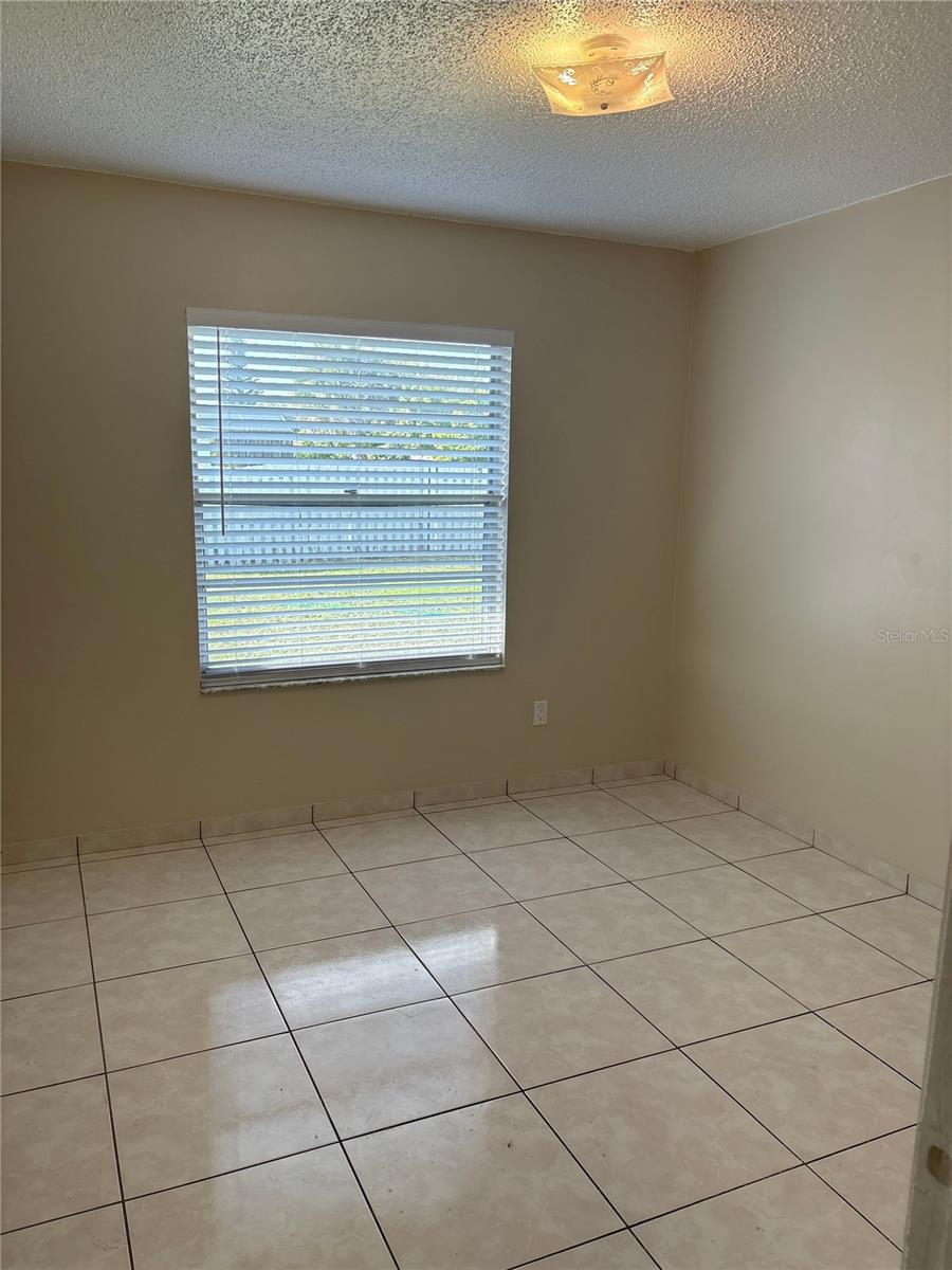 PEPPER MILL SEC 07 - Residential Lease