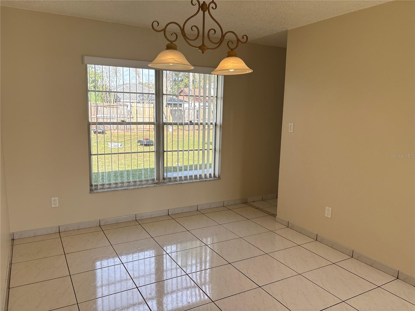 PEPPER MILL SEC 07 - Residential Lease