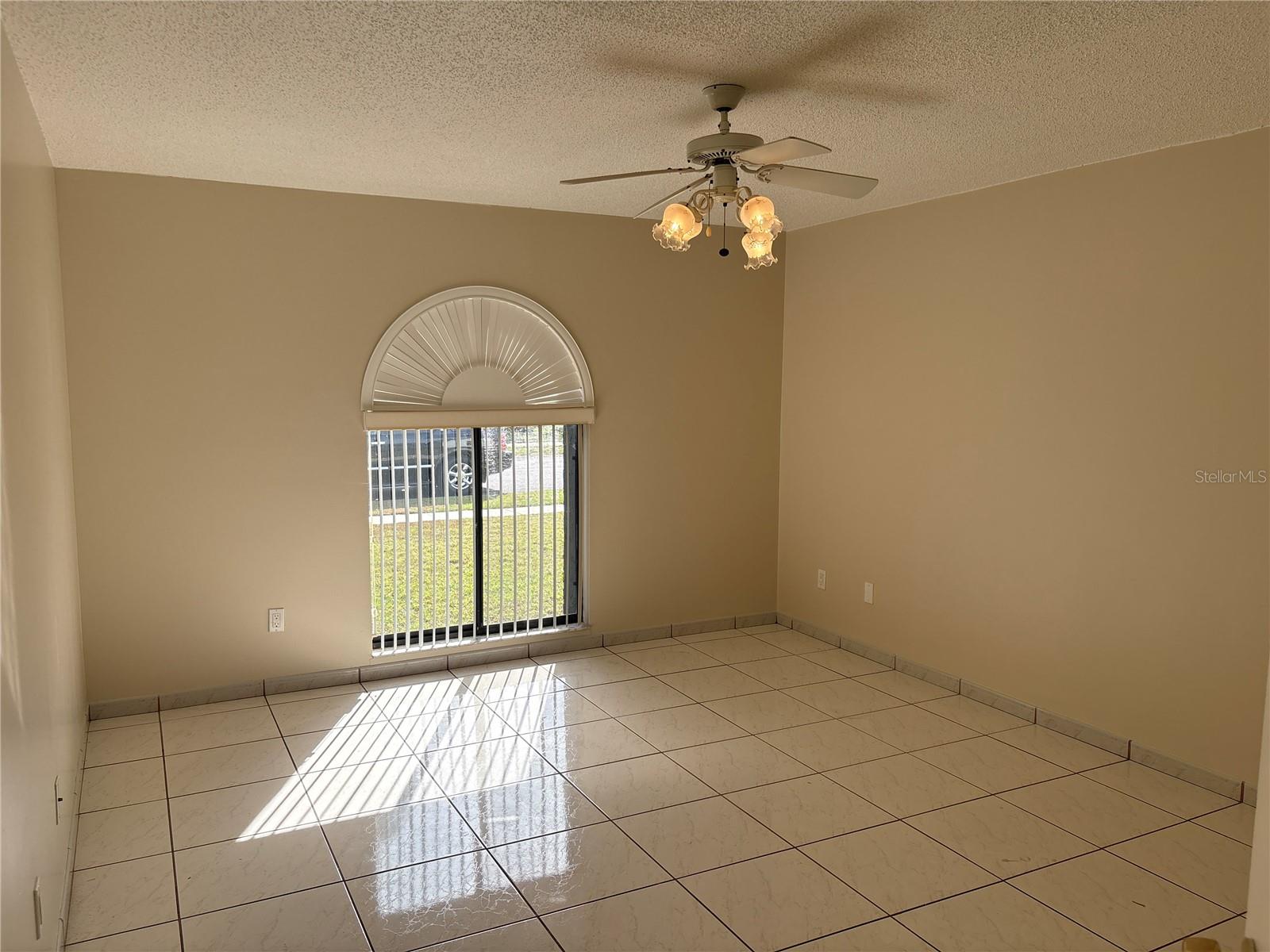 PEPPER MILL SEC 07 - Residential Lease