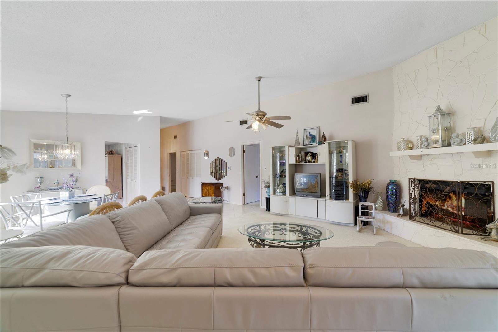 ARROWHEAD VILLAGE REP - Residential