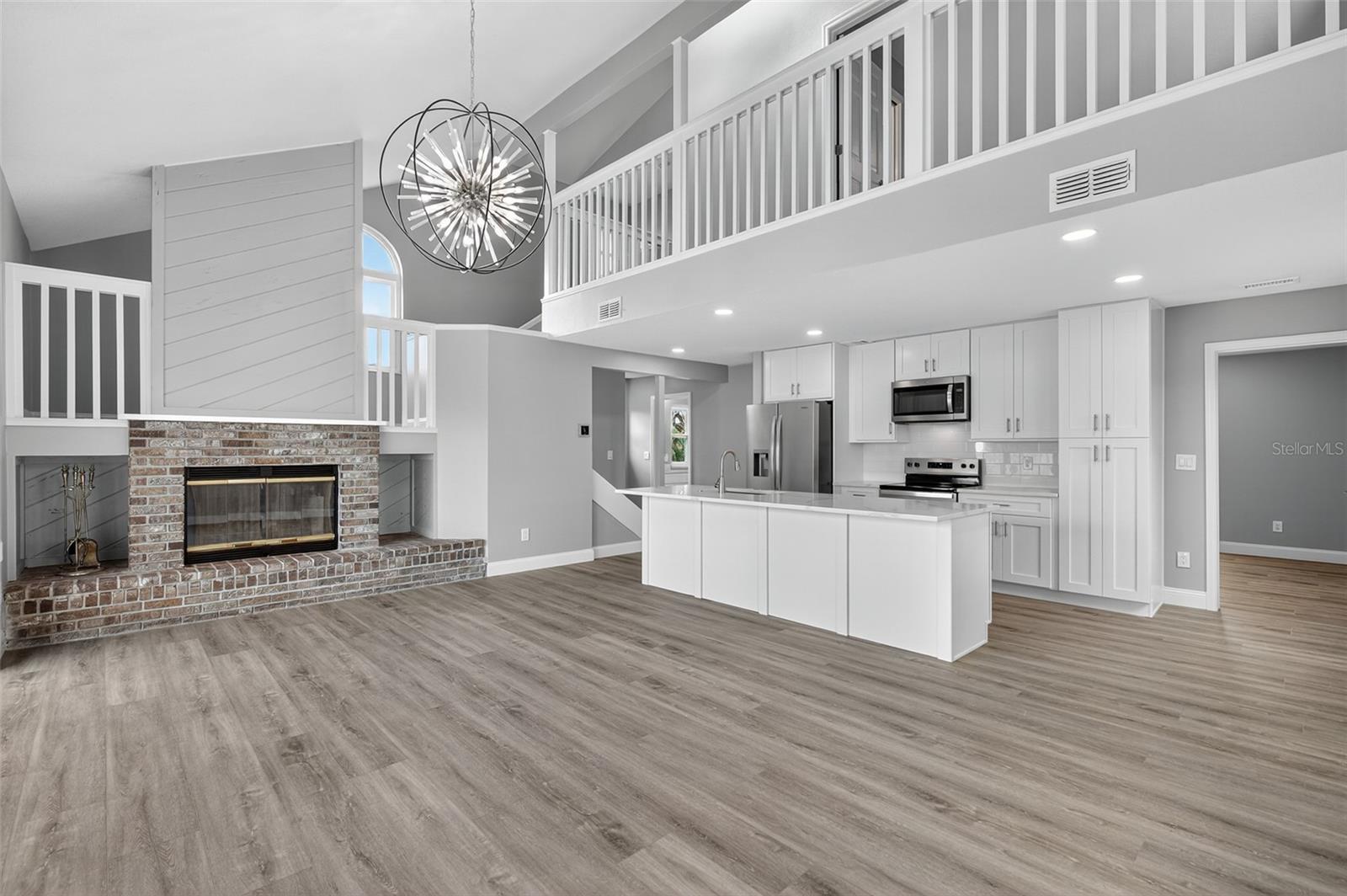 VALWILLA BEACH - Residential