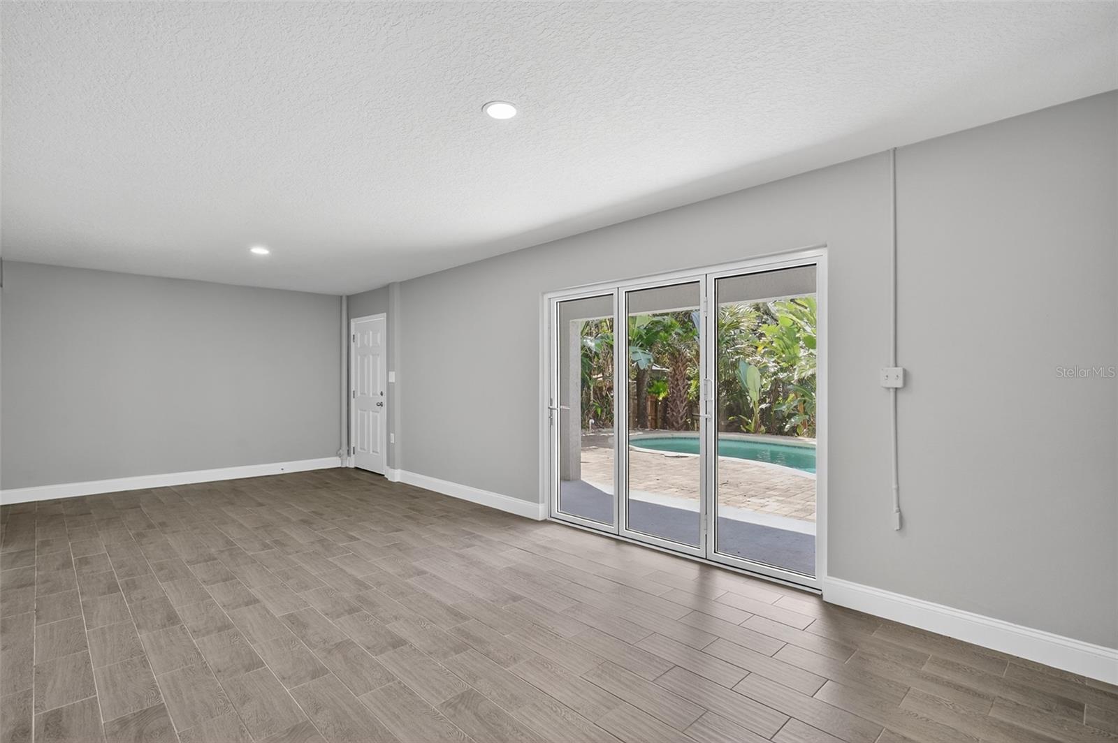 VALWILLA BEACH - Residential