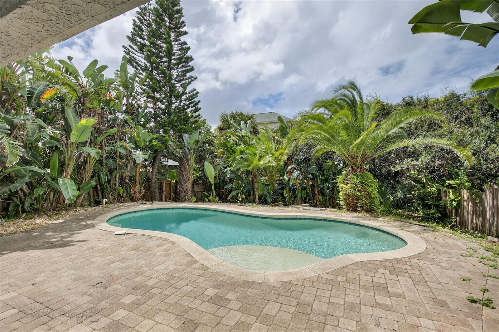 VALWILLA BEACH - Residential