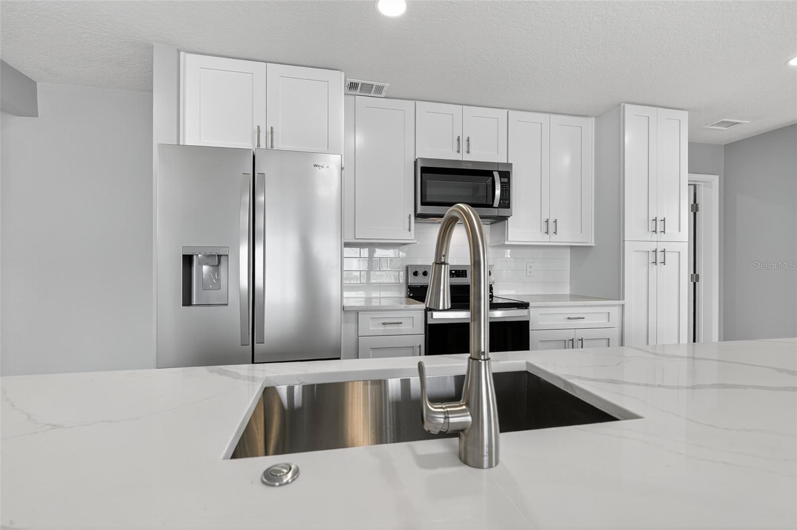 VALWILLA BEACH - Residential