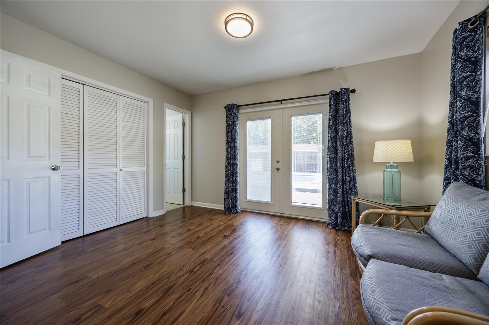 HAZEL HEIGHTS - Residential