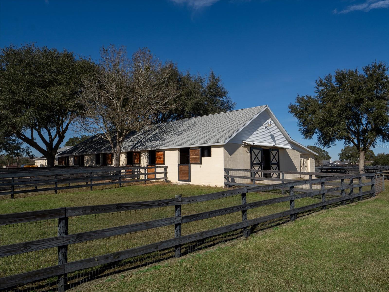 OCALA DOWNS - Residential