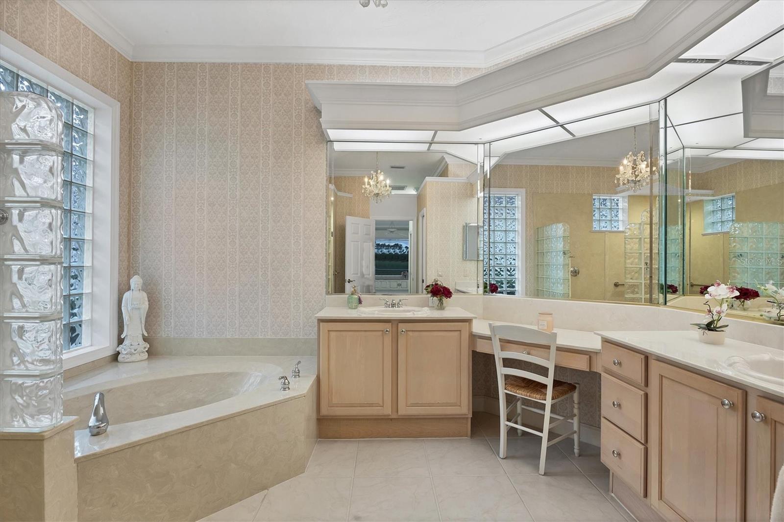 UNIVERSITY PARK - Residential