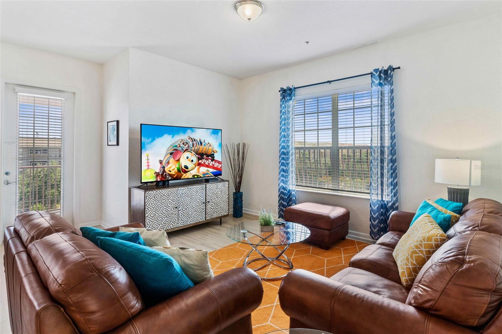 4840 CAYVIEW AVENUE 403