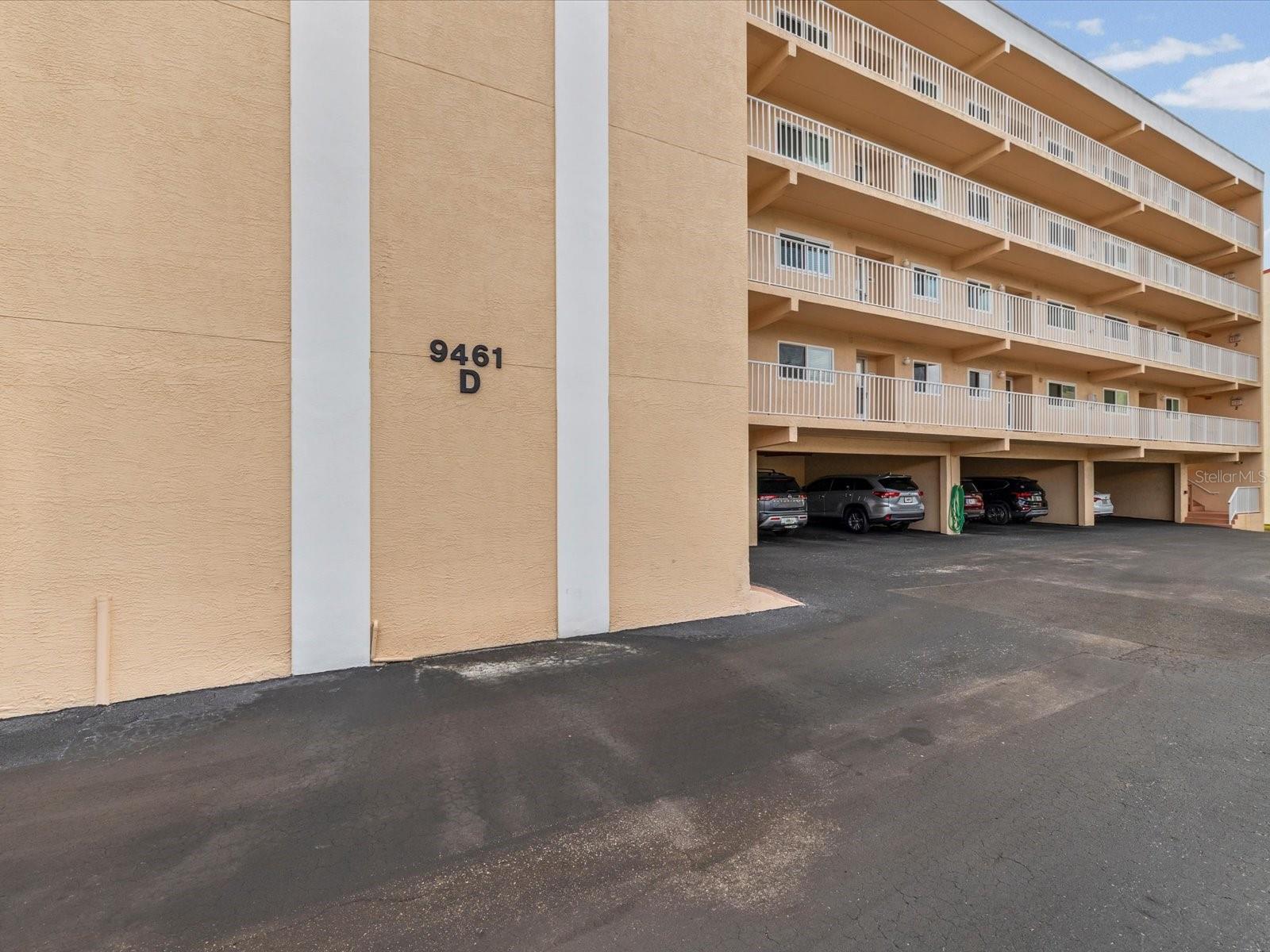 HARBOR GREENS AT YACHT CLUB ESTATES - Residential