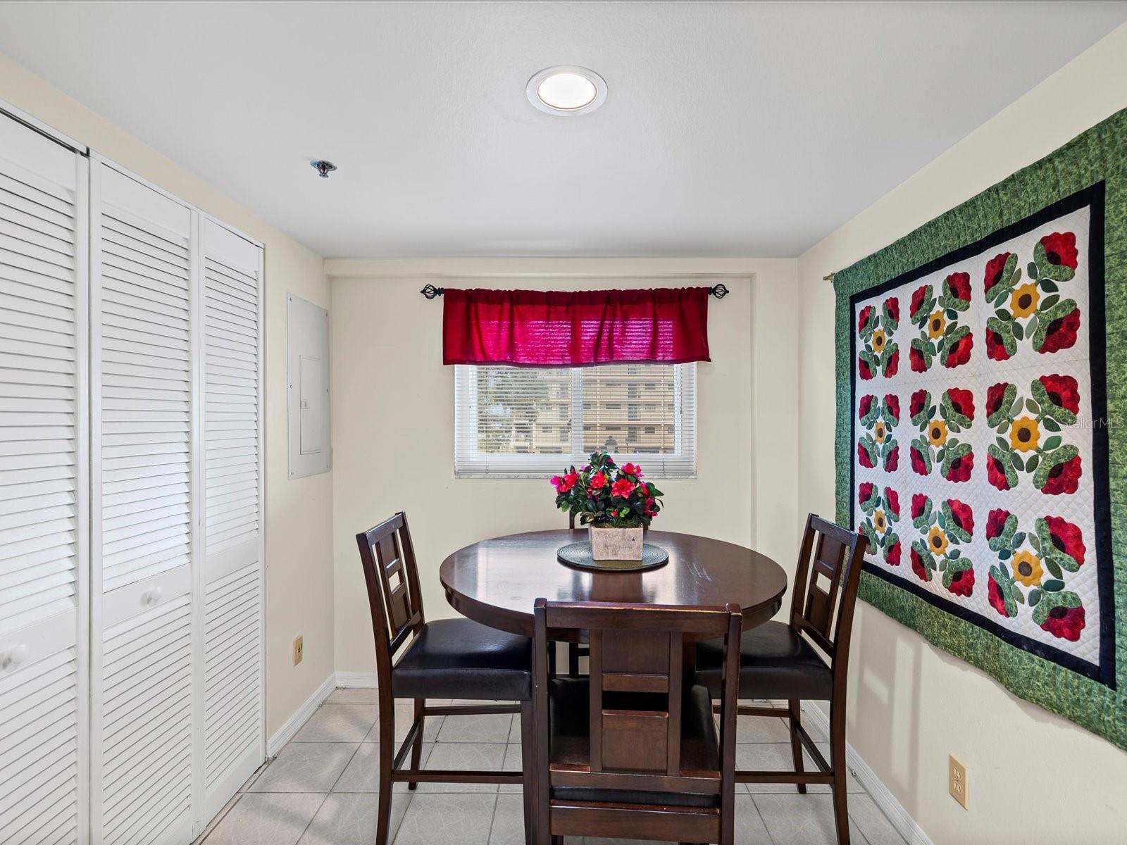 HARBOR GREENS AT YACHT CLUB ESTATES - Residential