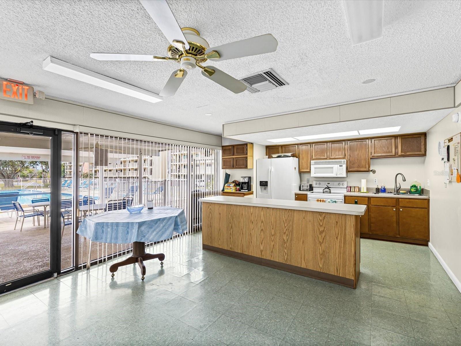 HARBOR GREENS AT YACHT CLUB ESTATES - Residential