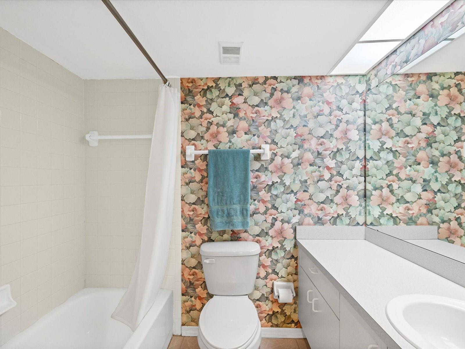 HARBOR GREENS AT YACHT CLUB ESTATES - Residential