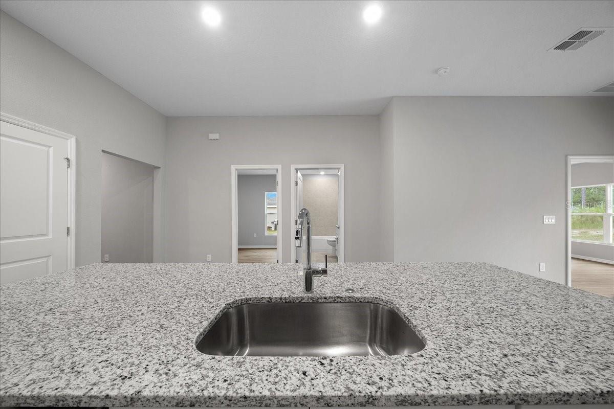 MARION OAKS UN NINE - Residential Income