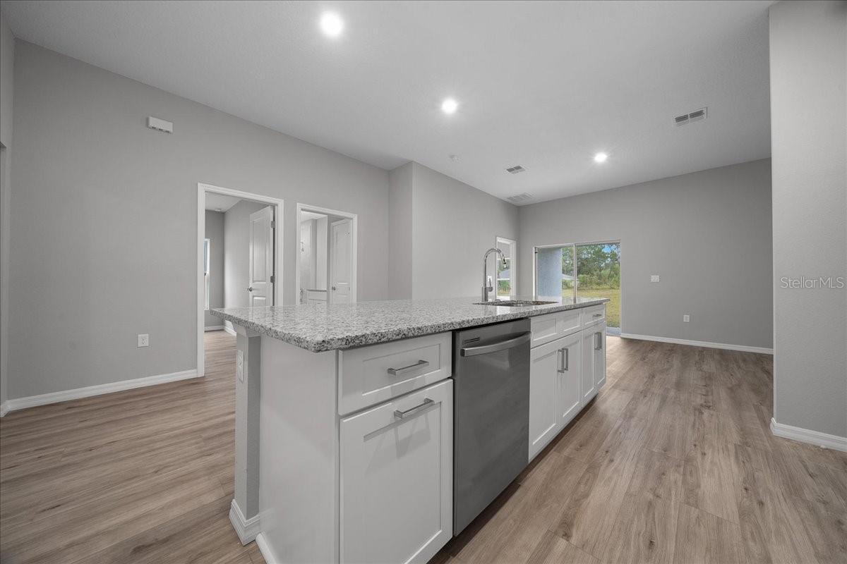 MARION OAKS UN NINE - Residential Income