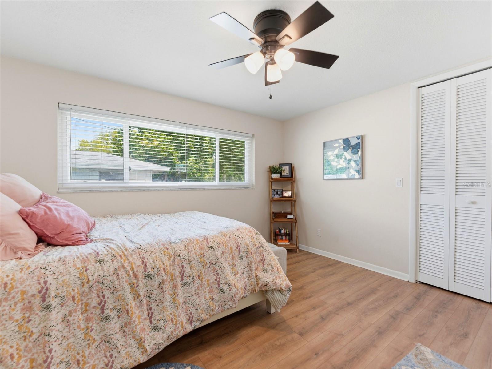DEL ORO GROVES - Residential