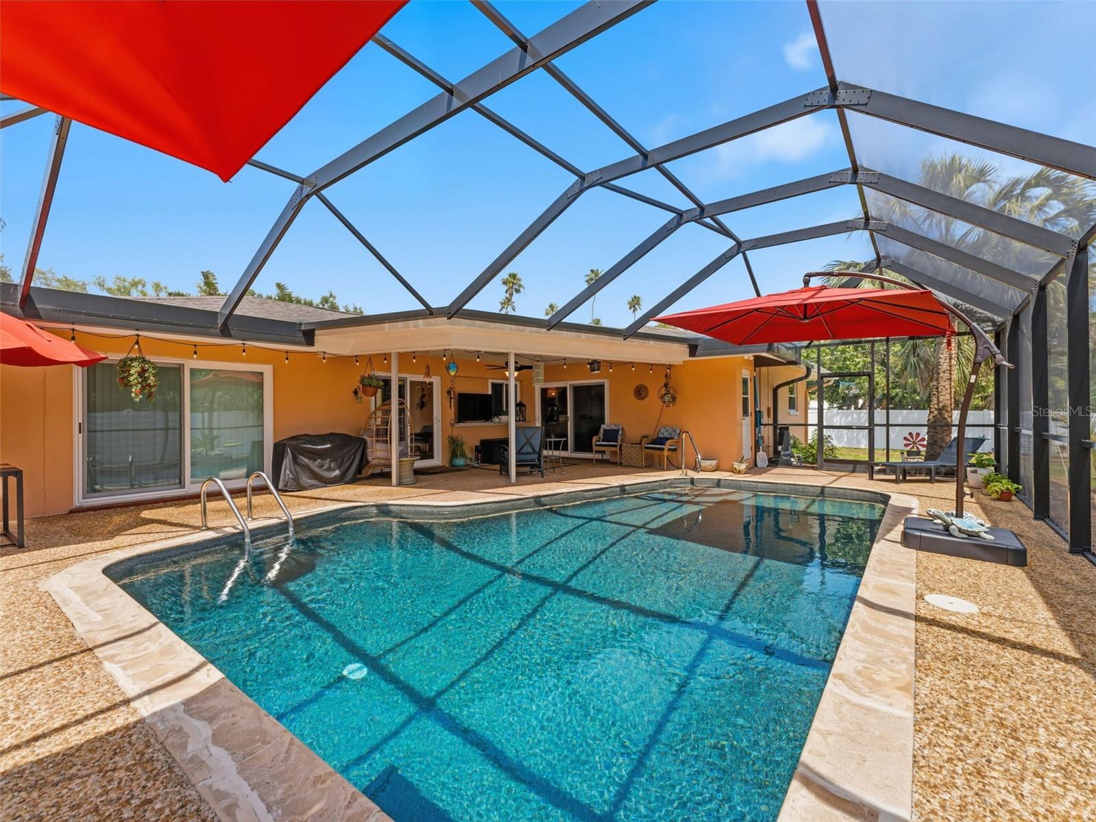 DEL ORO GROVES - Residential