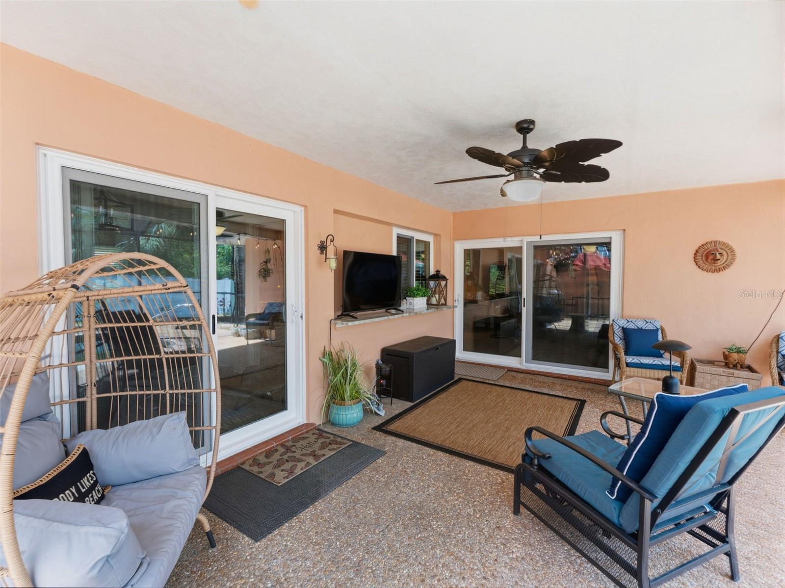 DEL ORO GROVES - Residential