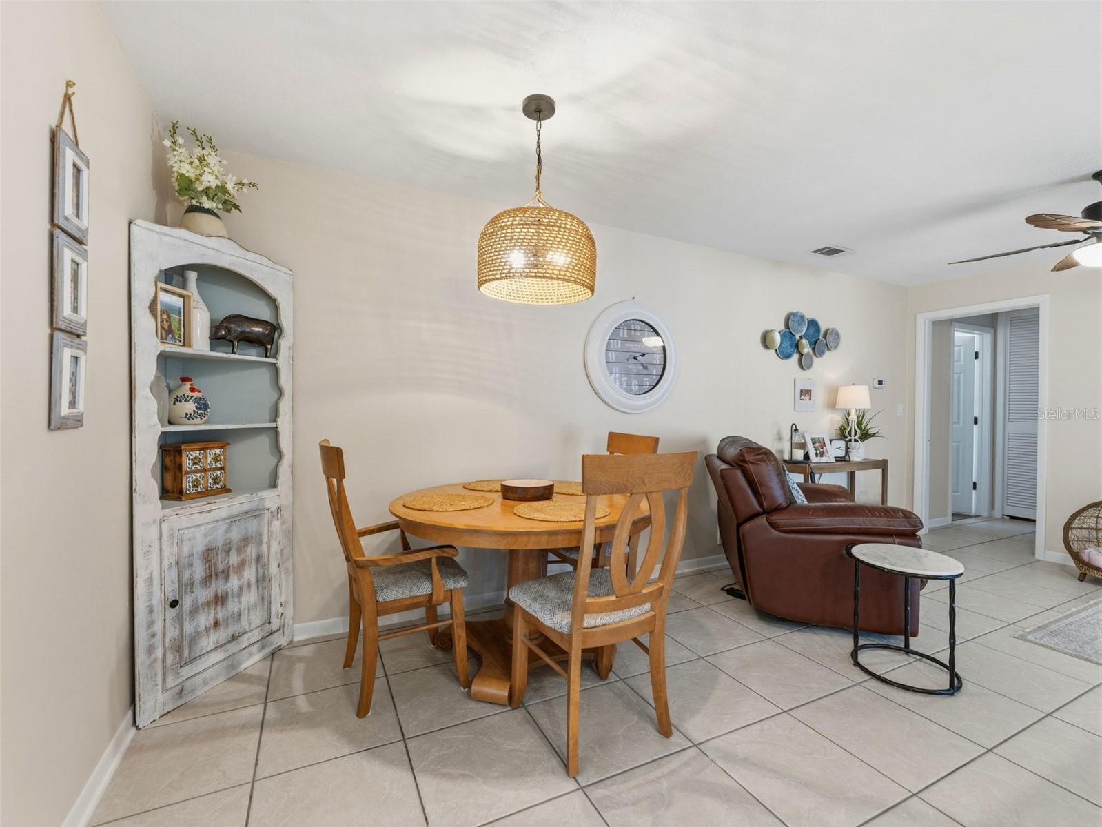 DEL ORO GROVES - Residential