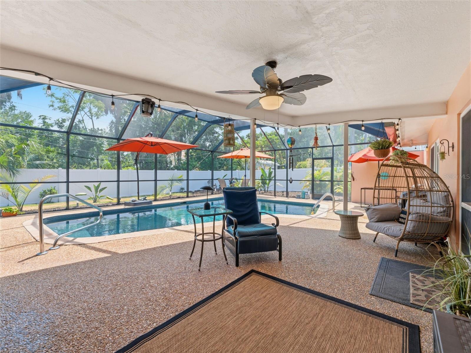 DEL ORO GROVES - Residential