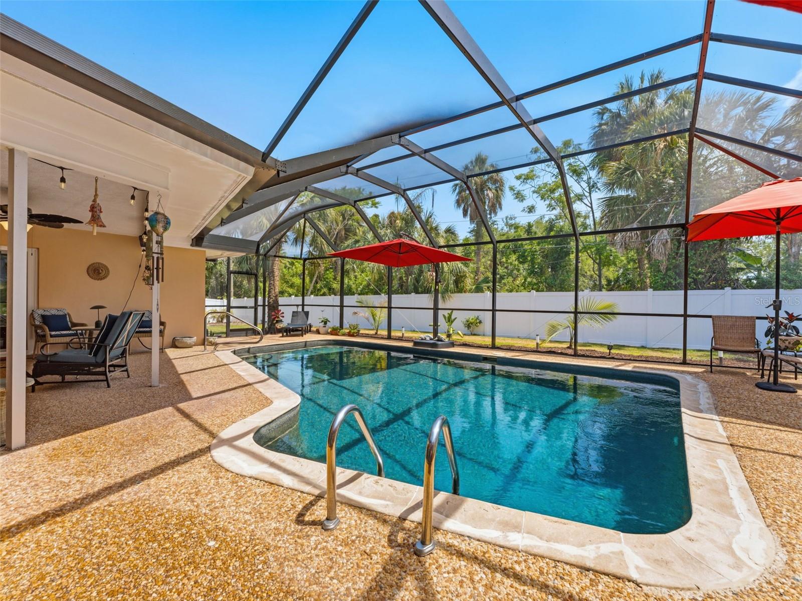DEL ORO GROVES - Residential