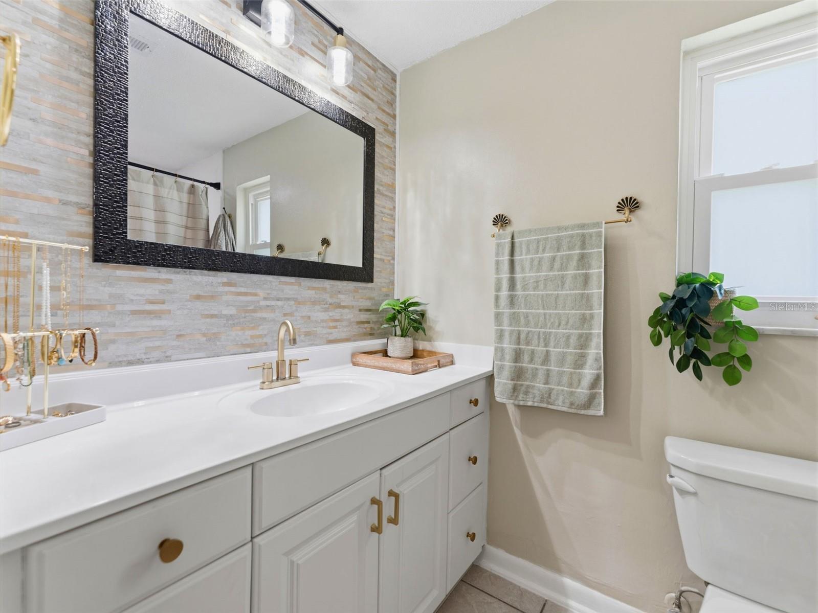 DEL ORO GROVES - Residential