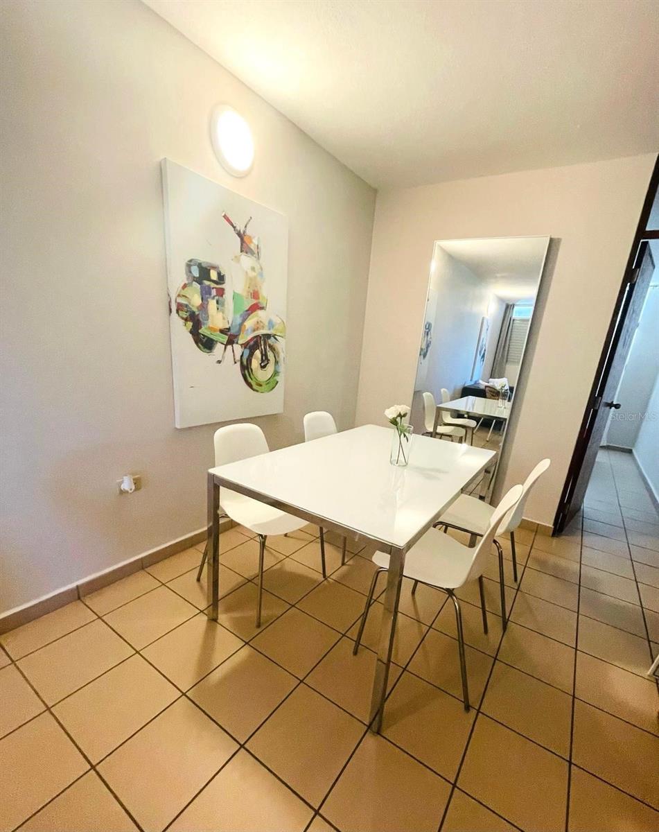 6108 CALLE TORRES EDIFICIO ANTONSANTTI 204