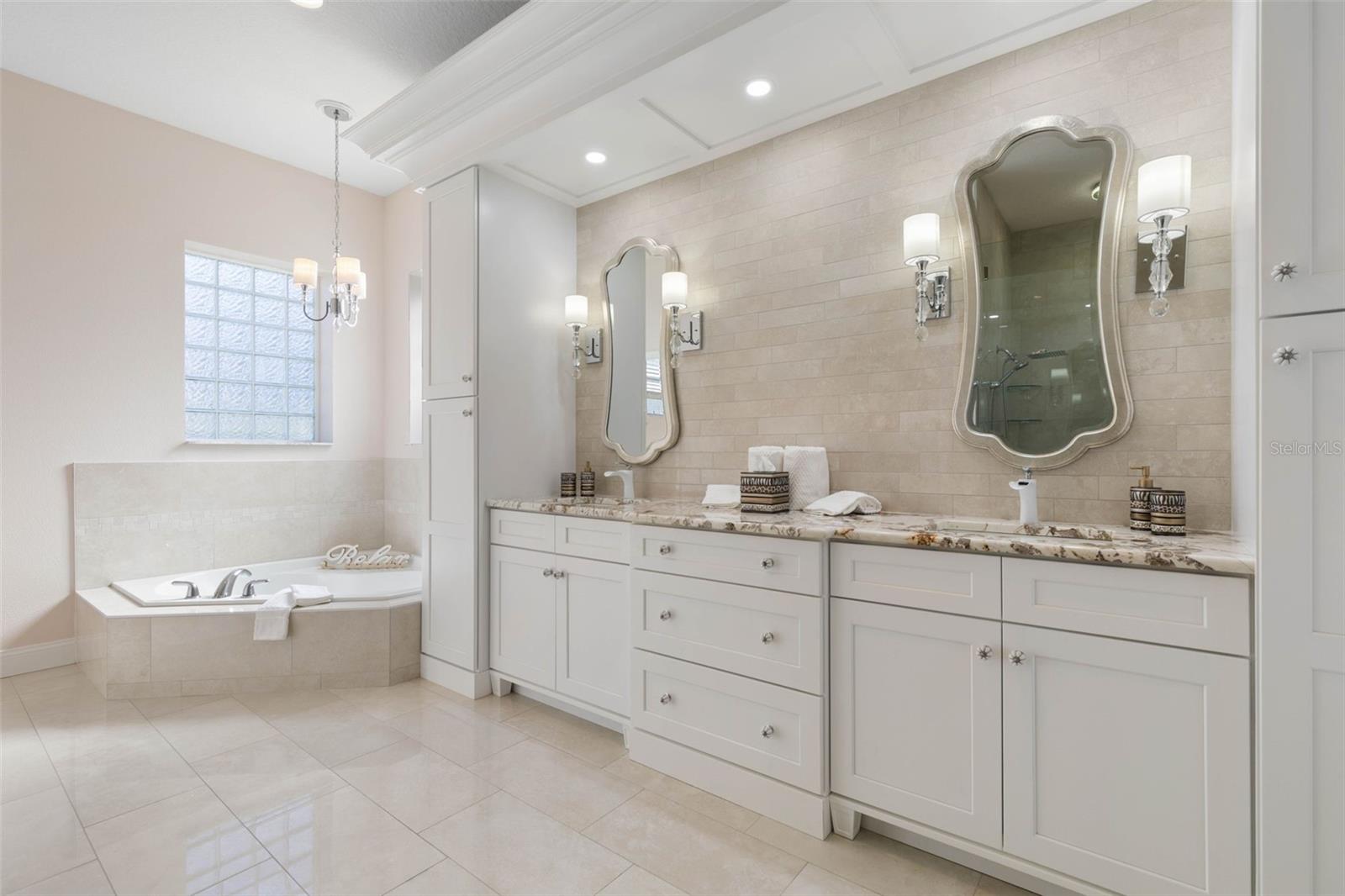 LIONSPAW ACCLAIM! TRACT A - Residential