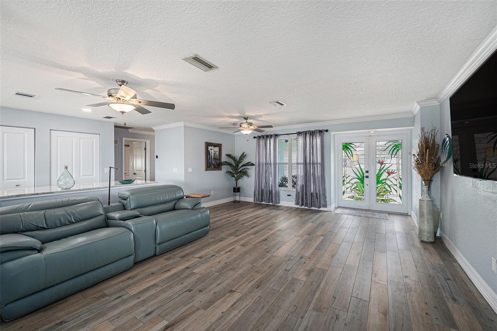 OAKHURST SHORES 1ST ADD - Residential