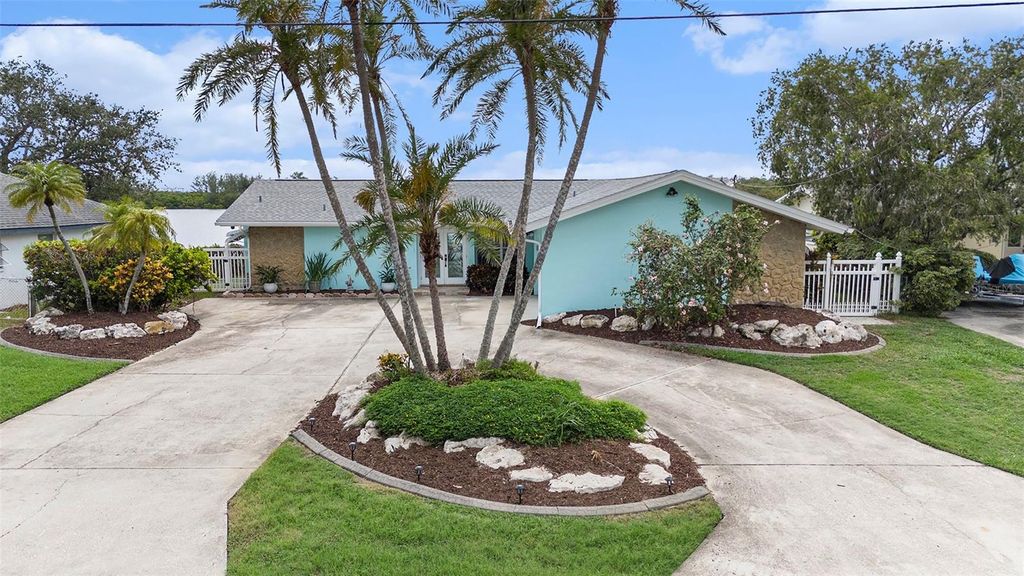 Photo of 5694 Oakhurst Drive, Seminole, FL 33772 (MLS # TB8449649)