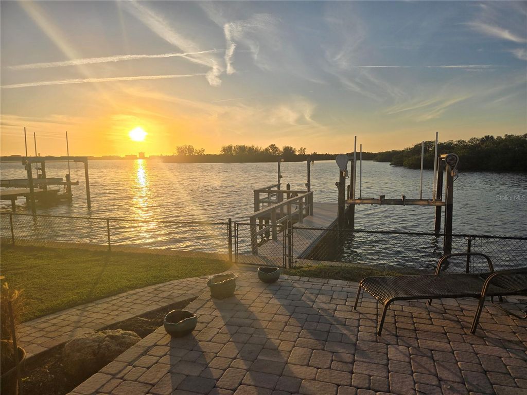 Photo of 5694 Oakhurst Drive, Seminole, FL 33772 (MLS # TB8449649)