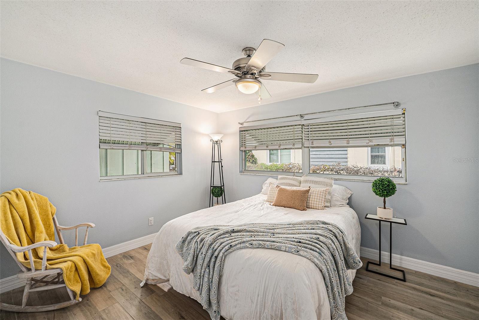 OAKHURST SHORES 1ST ADD - Residential