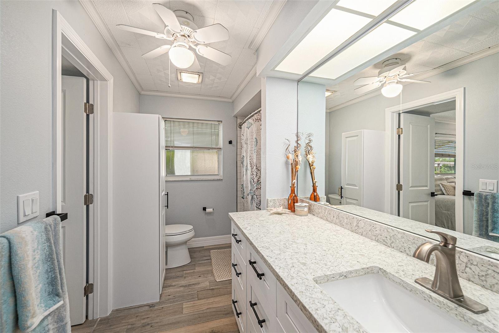 OAKHURST SHORES 1ST ADD - Residential