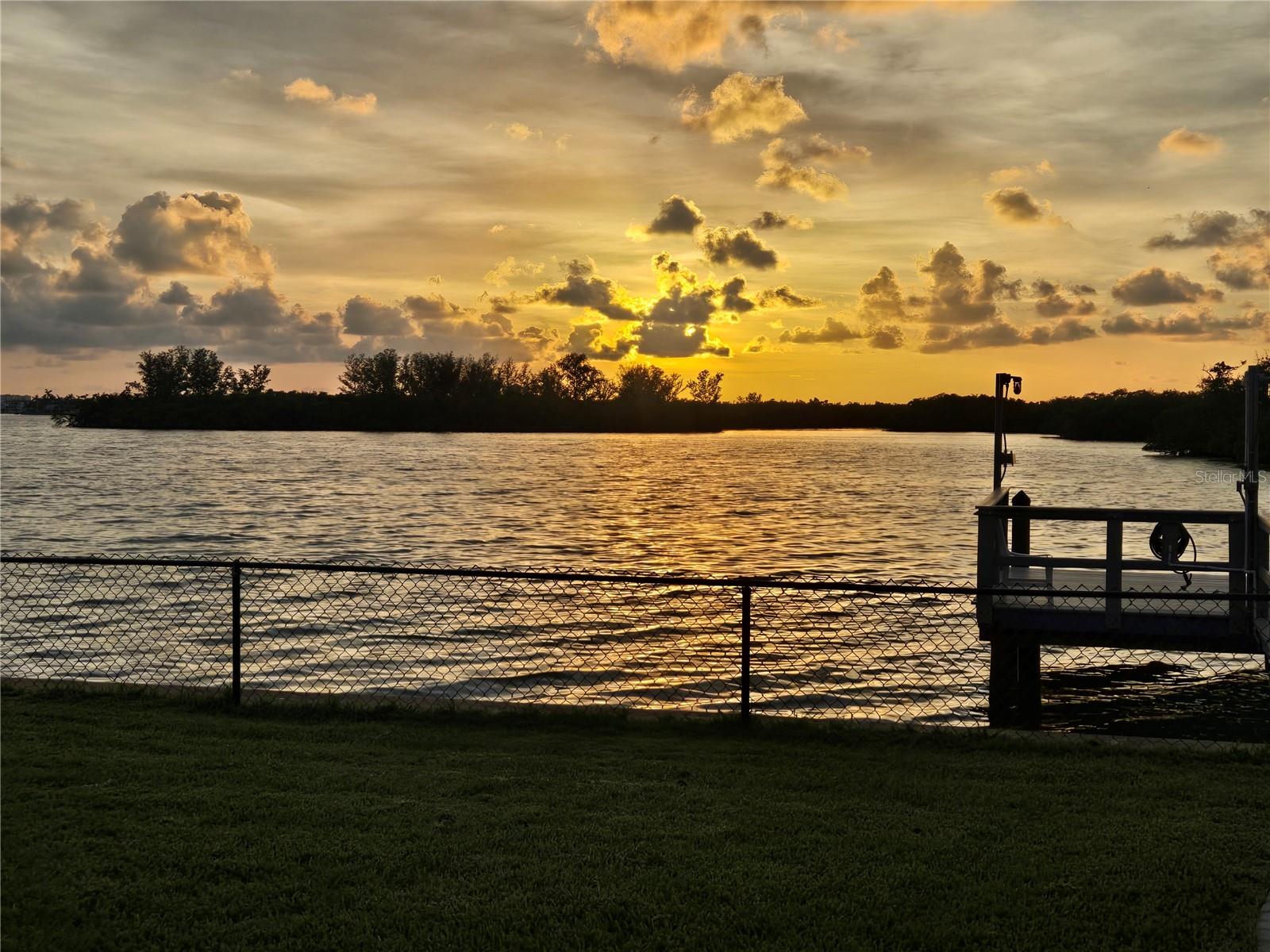 OAKHURST SHORES 1ST ADD - Residential