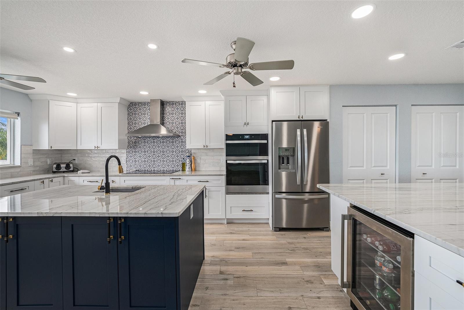 OAKHURST SHORES 1ST ADD - Residential