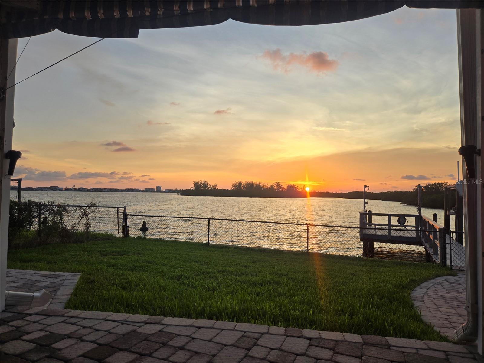 OAKHURST SHORES 1ST ADD - Residential