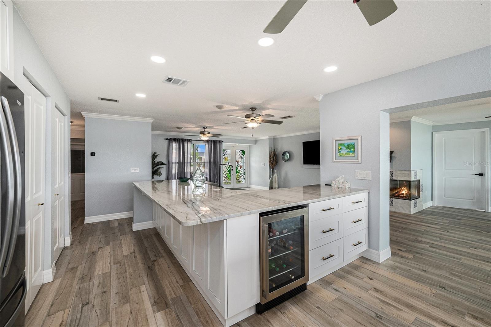 OAKHURST SHORES 1ST ADD - Residential