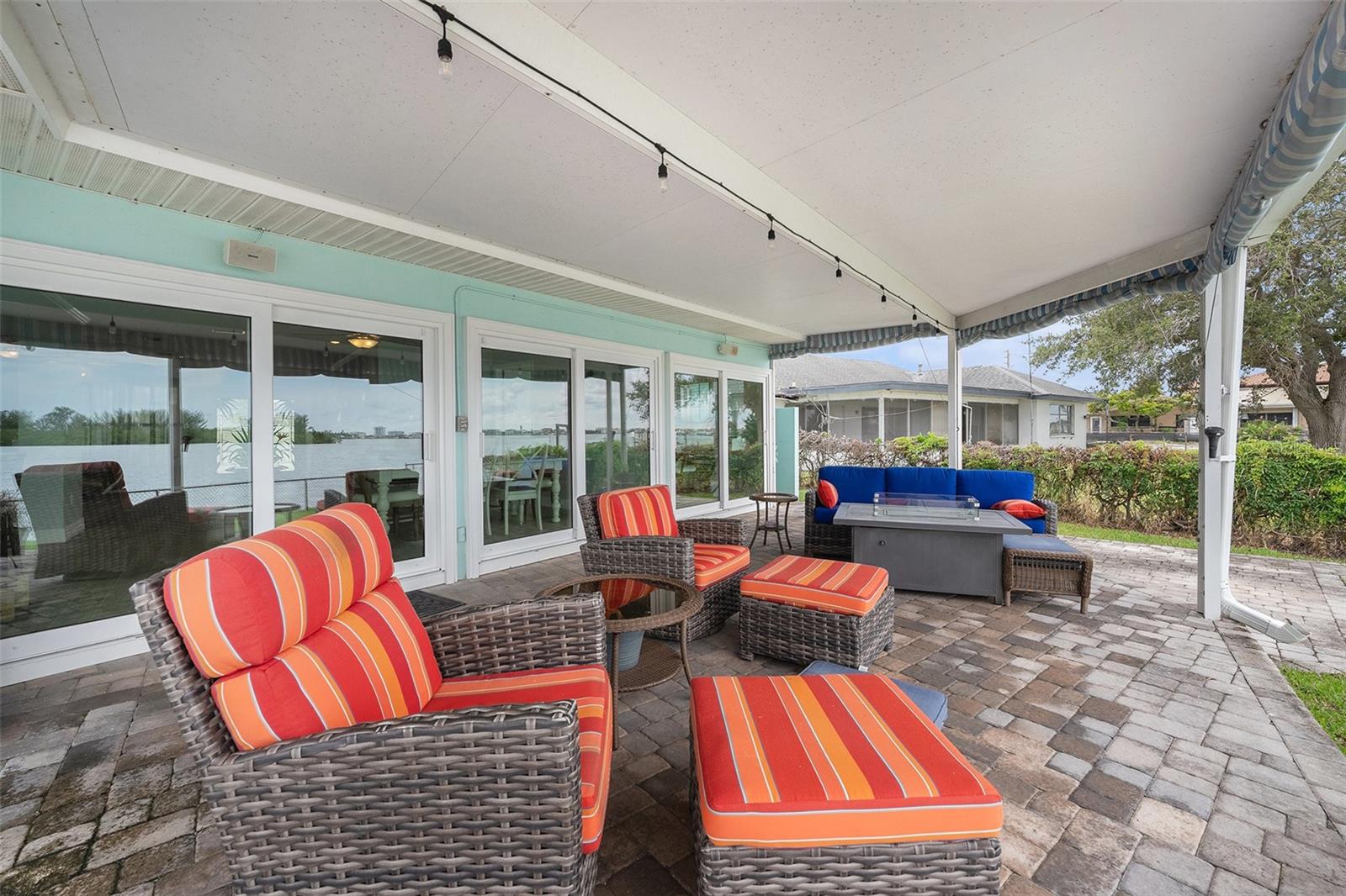 OAKHURST SHORES 1ST ADD - Residential