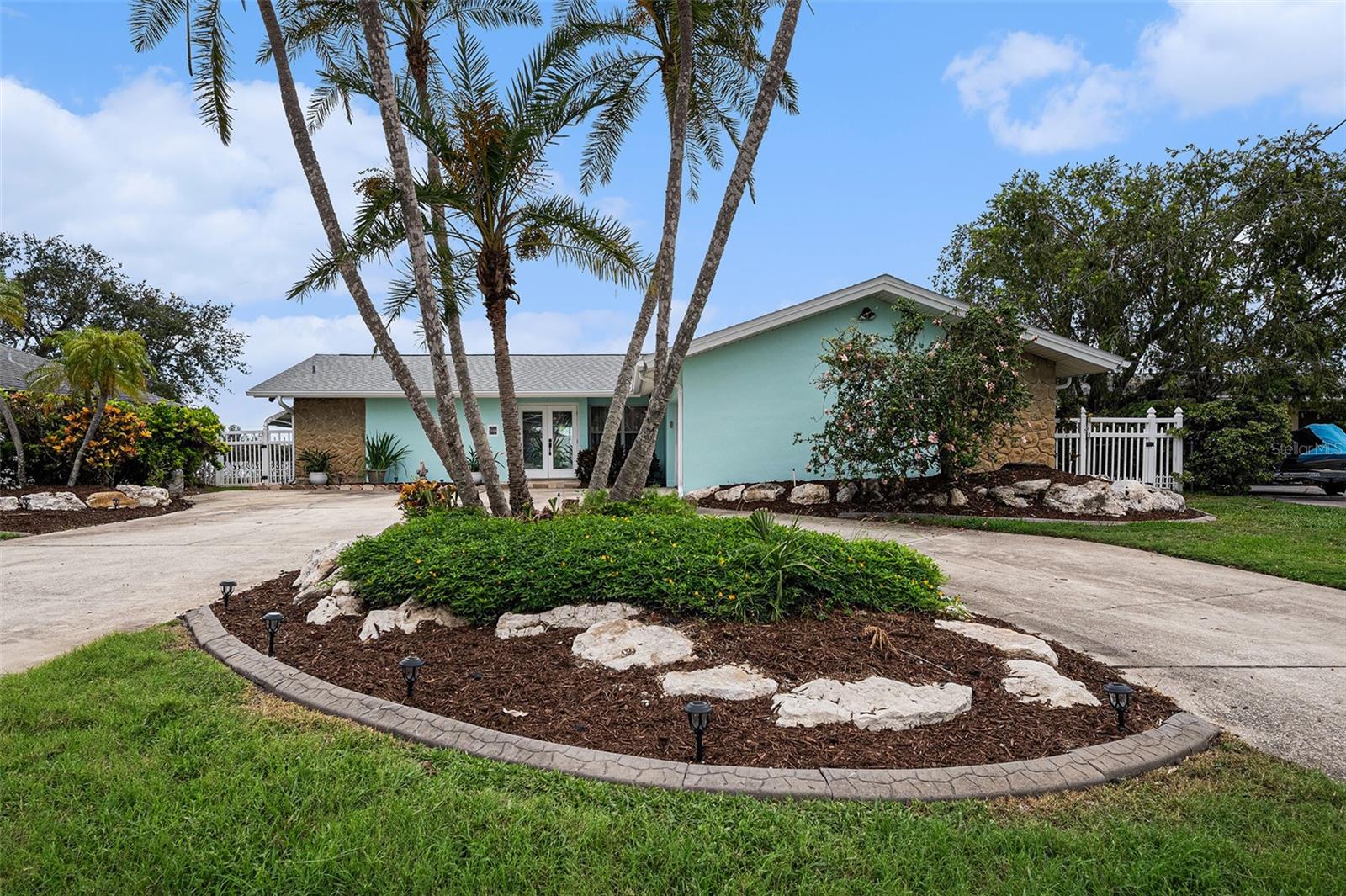 OAKHURST SHORES 1ST ADD - Residential