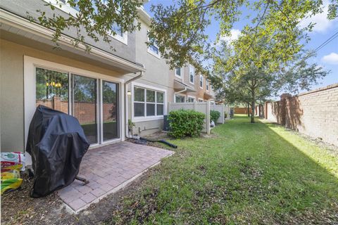 A home in APOPKA