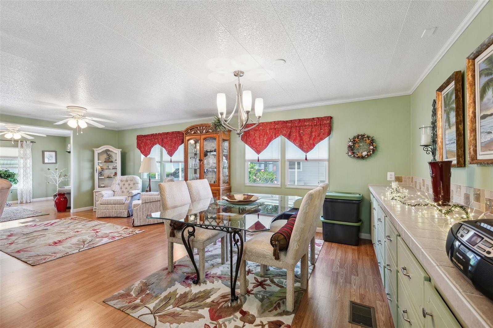 PALM HILL MOBILE HOME PARK UNREC - Residential