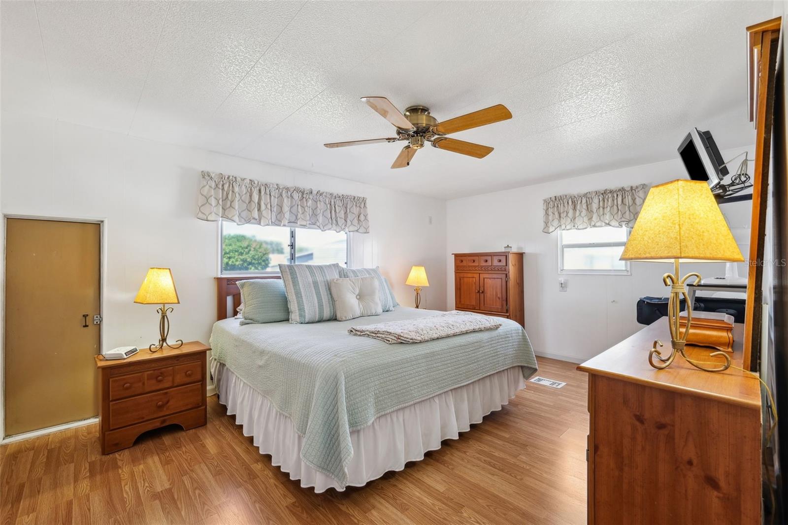 PALM HILL MOBILE HOME PARK UNREC - Residential