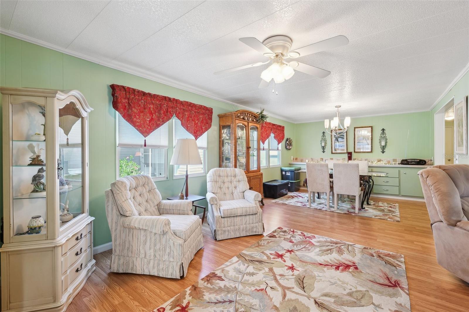 PALM HILL MOBILE HOME PARK UNREC - Residential