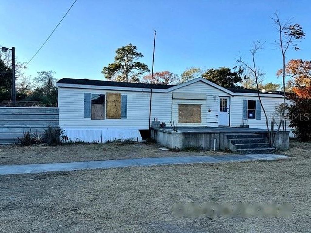 Photo of 12015 Parkwood Street, Hudson, FL 34669 (MLS # TB8487049)