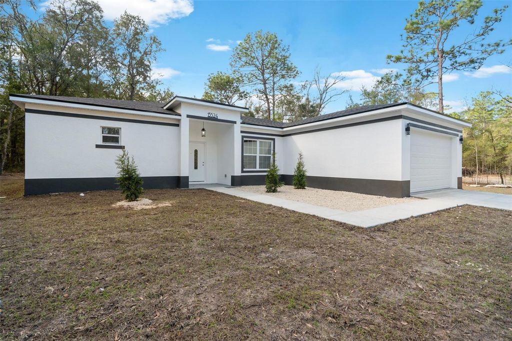 Photo of 8311 SW 136th Terrace, Dunnellon, FL 34432 (MLS # G5112502)