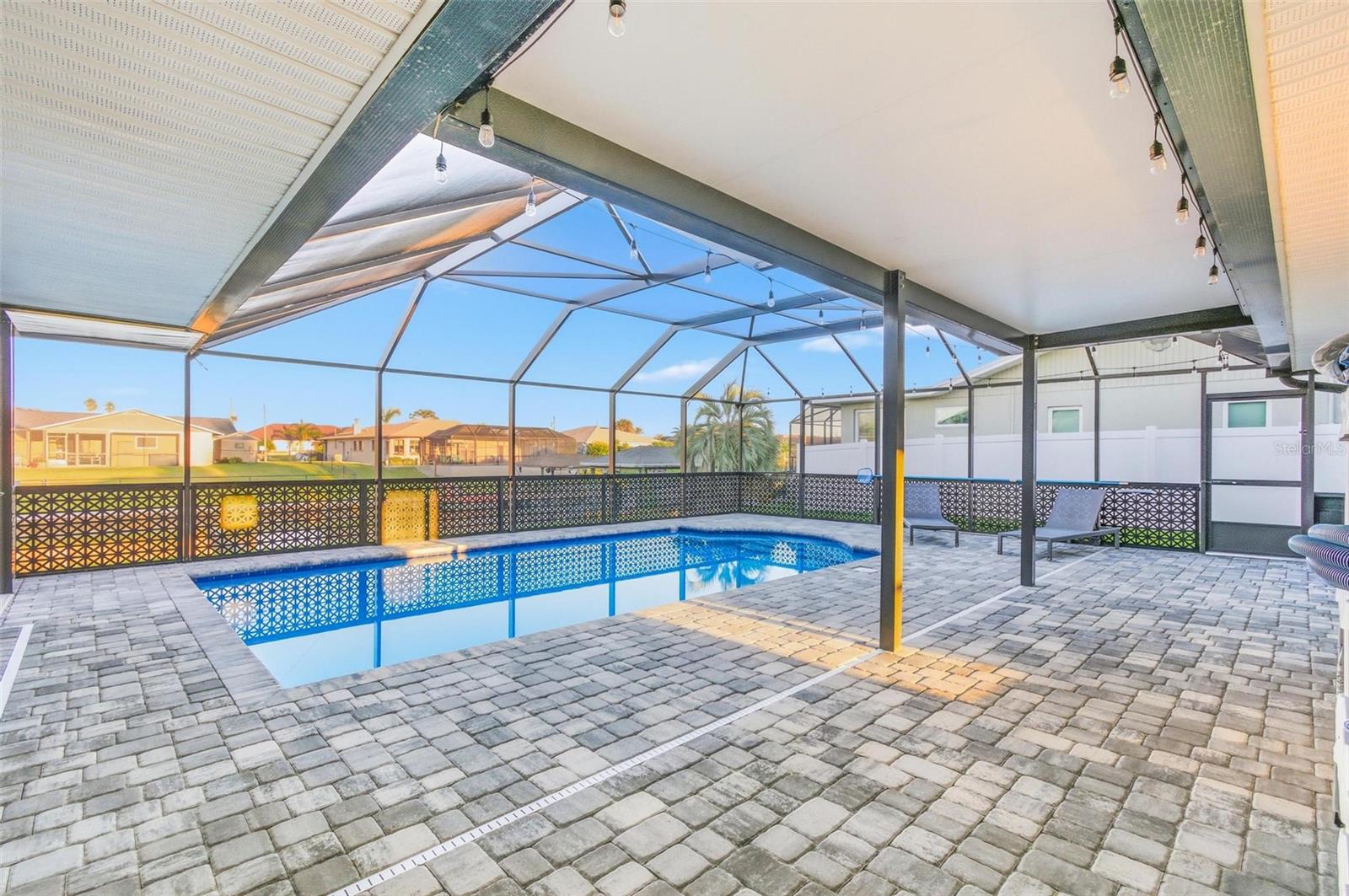 PALM COAST SEC 03 PALM HARBOR OFFICE PARK - Residential