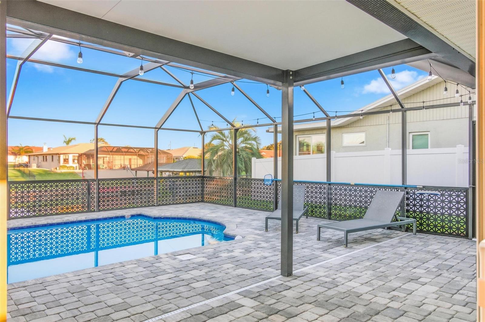 PALM COAST SEC 03 PALM HARBOR OFFICE PARK - Residential