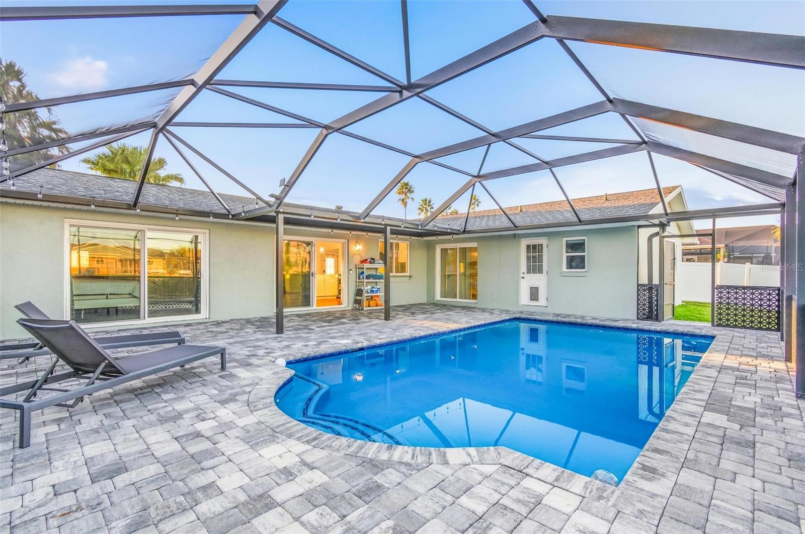 PALM COAST SEC 03 PALM HARBOR OFFICE PARK - Residential